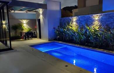 Imagem: A casa em condomínio possui 3 Dormitórios, 3 Banheiros, 5