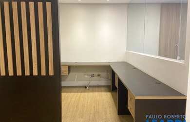 Imagem: O depósito possui 1 Vaga na garagem, 30m² de Área e está