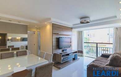 Imagem: O apartamento possui 2 Dormitórios, 2 Banheiros, 1 Vaga na