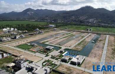 Imagem: O terreno possui 172m² de Área e está localizado em Beira