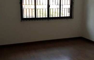 Imagem: O depósito possui 5 Vagas na garagem, 230m² de Área e está