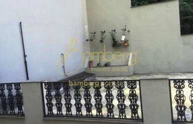 Imagem 2: Casa comercial Galpão / depósito com 4 vagas na garagem