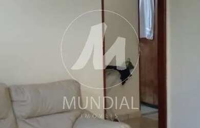 Imagem: A casa possui 3 Dormitórios, 2 Banheiros, 4 Vagas na garagem