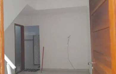 Imagem 6: Aluga se. 1 Vaga na garageme2 Dormitórios