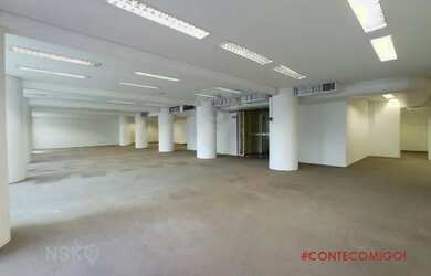 Imagem: O depósito possui 367m² de Área e está localizado em Centro