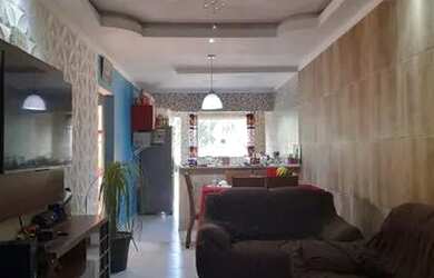 Imagem 2: Vendo esta casa. 2 Vagas na garageme2 Dormitórios