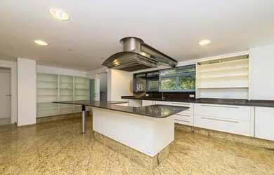 Imagem 9: CASA EM CONDOMÍNIO EM SANTA FELICIDADE Casa em condomínio em Santa Felicidade - J8