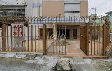 Imagem: O depósito possui 4 Vagas na garagem e 135m² de Área e está