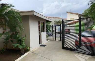 Imagem: O apartamento possui 2 Dormitórios, 2 Banheiros, 2 Vagas na