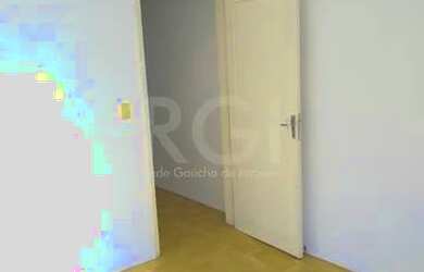 Imagem 9: Apartamento de 2 (dois) dormitórios na rua Santo Antônio, muito bem localizado, ficando a