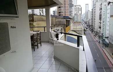 Imagem: O apartamento possui 3 Dormitórios, 1 Banheiro, 1 Vaga na garagem