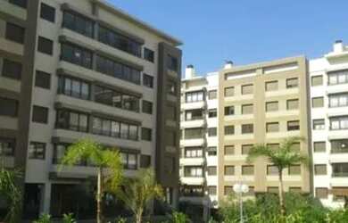 Imagem: O apartamento possui 3 Dormitórios, 2 Banheiros, 2 Vagas na