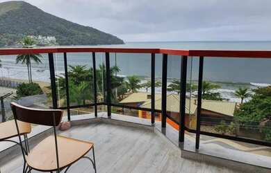 Imagem: O apartamento possui 3 Dormitórios, 2 Banheiros, 1 Vaga na