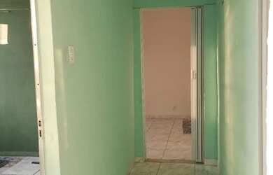 Imagem 5: Casa semi independente. Área de serviço, 1 Banheiroe1 Dormitório