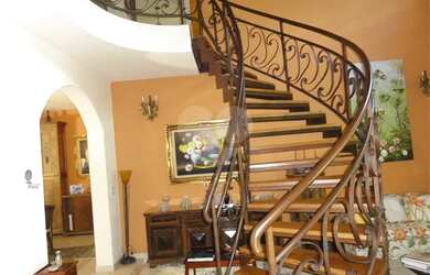 Imagem 16: Jardim Ibiratiba sobrado semi novo em rua fechada com cancela