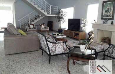 Imagem: A casa em condomínio possui 4 Dormitórios, 5 Banheiros, 5