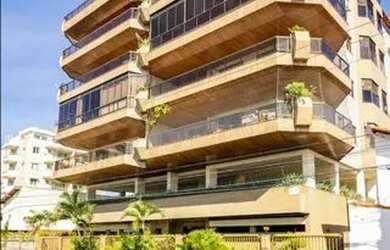 Imagem: O apartamento possui 3 Dormitórios, 2 Vagas na garagem e está