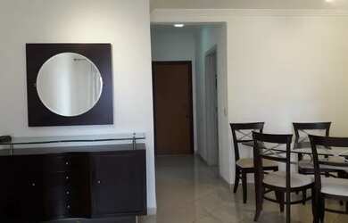 Imagem: O apartamento possui 3 Dormitórios, 1 Banheiro, 2 Vagas na