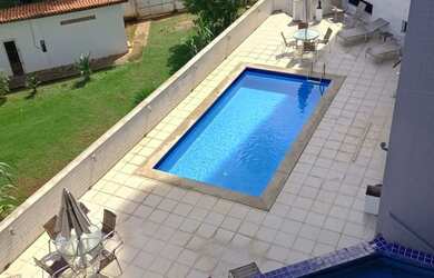 Imagem 8: Quarto e sala - Candeal. Piscina, Ar-condicionado, 43m² de Áreae1 Vaga...