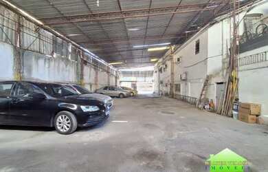 Imagem 2: Prédio comercial com 5 salas Galpão, em Olaria - 10.000,00