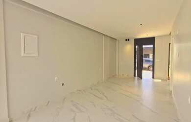 Imagem: A casa em condomínio possui 3 Dormitórios, 5 Banheiros, 2