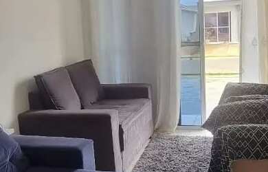 Imagem: A casa possui 2 Dormitórios, 3 Banheiros e 1 Vaga na garagem