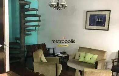 Imagem: A casa possui 5 Dormitórios, 2 Banheiros, 2 Vagas na garagem