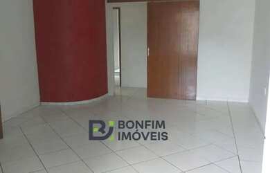 Imagem: A casa possui 3 Dormitórios, 1 Banheiro, 1 Vaga na garagem