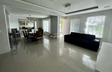 Imagem 3: Casa disponível com 4 quartos sendo 4 suítes para locação no bairro...