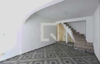 Imagem: A casa possui 2 Dormitórios, 2 Banheiros, 5 Vagas na garagem