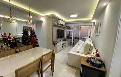 Imagem: O apartamento possui 2 Dormitórios, 2 Banheiros, 1 Vaga na