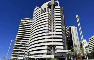 Imagem: O apartamento possui 1 Dormitório, 1 Banheiro, 1 Vaga na garagem