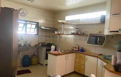 Imagem 12: Vendo casa no mato alto. Piscina, Churrasqueira, VarandaeÁrea de serviço