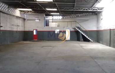 Imagem: O depósito possui 360m² de Área e está localizado em Vila