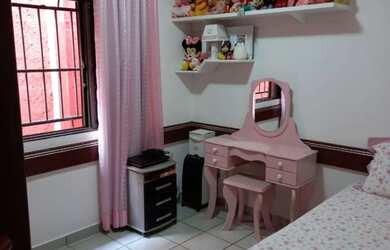 Imagem 14: Casa alto padrão. Piscina, Churrasqueira, VarandaeÁrea de serviço