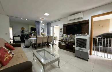 Imagem: A casa em condomínio possui 4 Dormitórios, 4 Banheiros, 2