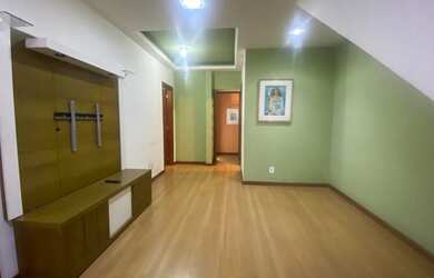 Imagem: A casa possui 2 Dormitórios, 2 Banheiros, 1 Vaga na garagem