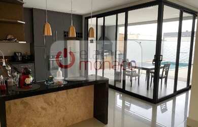 Imagem: A casa em condomínio possui 3 Dormitórios, 3 Banheiros, 2