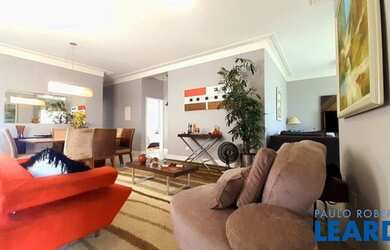 Imagem: A casa em condomínio possui 5 Dormitórios, 5 Banheiros, 4