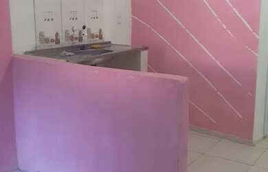 Imagem: A casa possui 2 Dormitórios, 1 Banheiro e está localizado