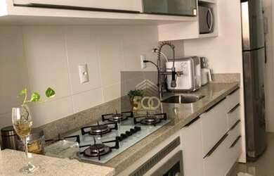 Imagem: O apartamento possui 2 Dormitórios, 1 Banheiro, 1 Vaga na garagem