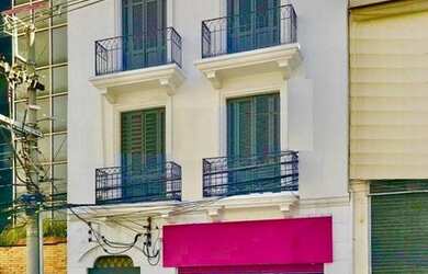 Imagem: O depósito possui 160m² de Área e está localizado em Bairro