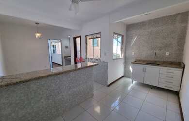 Imagem: A casa possui 3 Dormitórios, 3 Banheiros, 1 Vaga na garagem