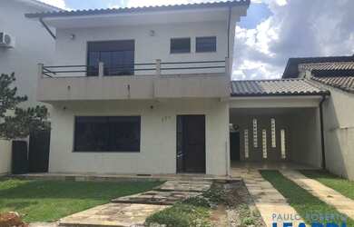 Imagem: A casa em condomínio possui 2 Dormitórios, 3 Banheiros, 2