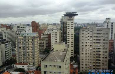Imagem: O depósito possui 4 Vagas na garagem, 200m² de Área e está