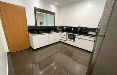 Imagem 13: Casa maravilhosa no condomínio residencial Quinta das Marinas, localizada...