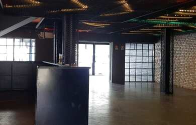 Imagem: O depósito possui 450m² de Área e está localizado em Praia