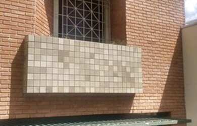 Imagem: A casa possui 3 Dormitórios, 5 Banheiros, 4 Vagas na garagem