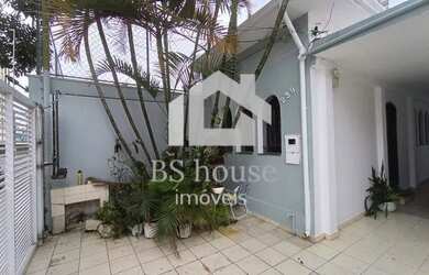 Imagem: A casa possui 5 Dormitórios, 4 Banheiros, 3 Vagas na garagem