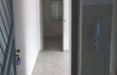 Imagem: O apartamento possui 2 Dormitórios, 1 Banheiro e está localizado